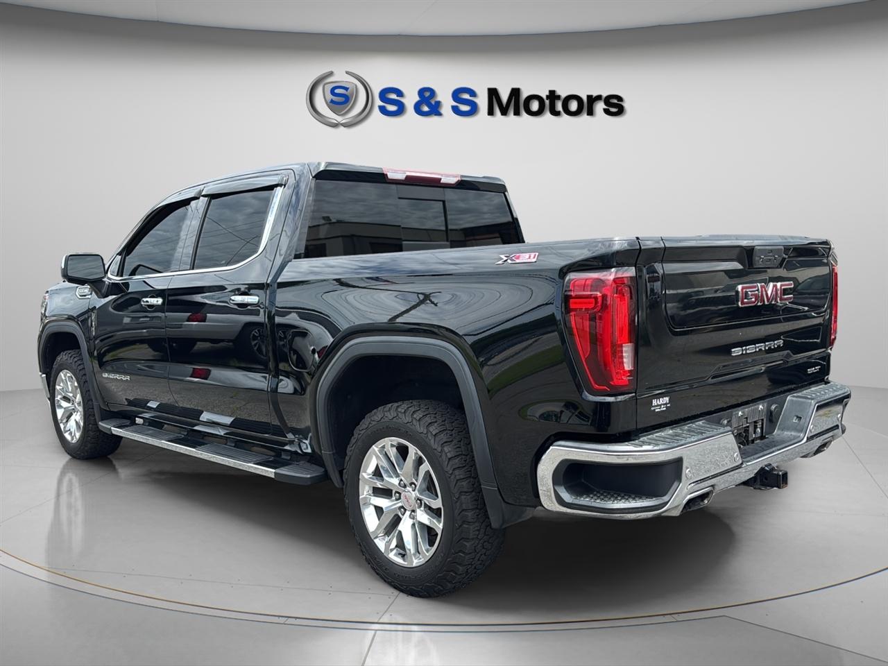 GMC Sierra 1500 4WD Crew Cab 147" SLT 2019