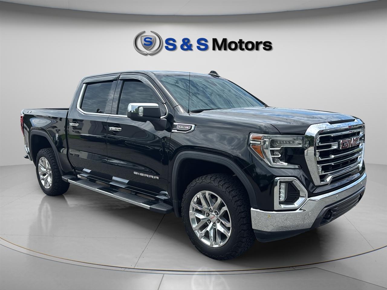 GMC Sierra 1500 4WD Crew Cab 147" SLT 2019