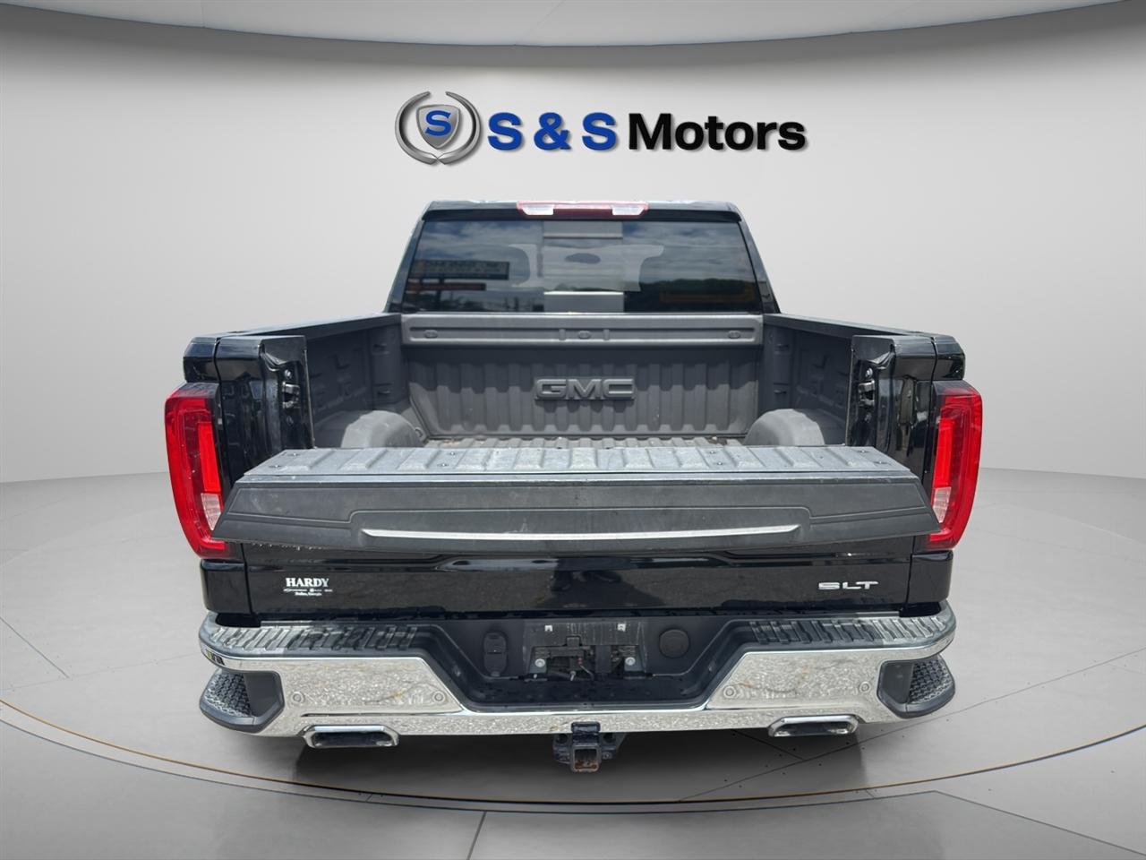 GMC Sierra 1500 4WD Crew Cab 147" SLT 2019
