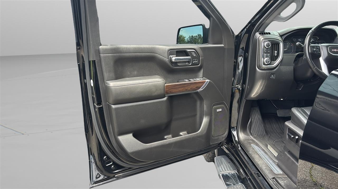GMC Sierra 1500 4WD Crew Cab 147" SLT 2019