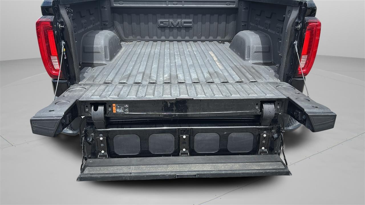 GMC Sierra 1500 4WD Crew Cab 147" SLT 2019