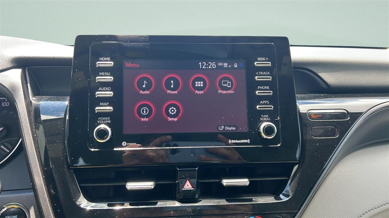 Toyota Camry SE Auto (Natl) 2022