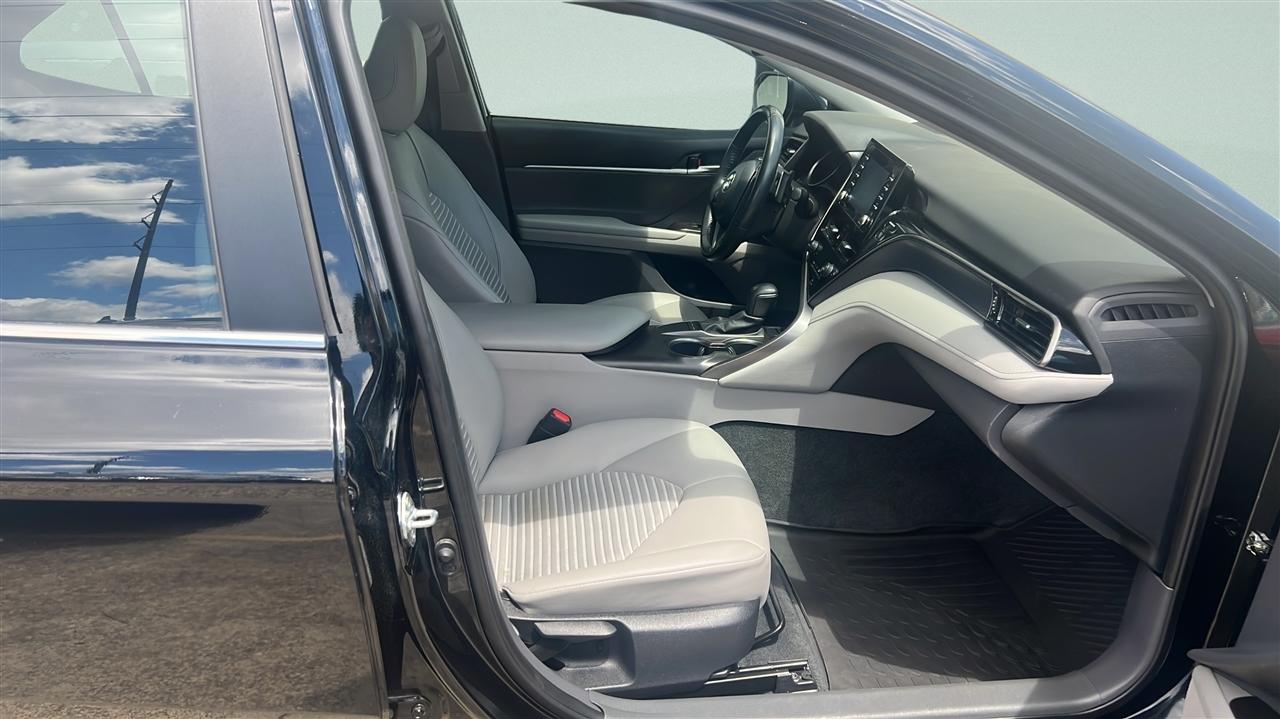 Toyota Camry SE Auto (Natl) 2022