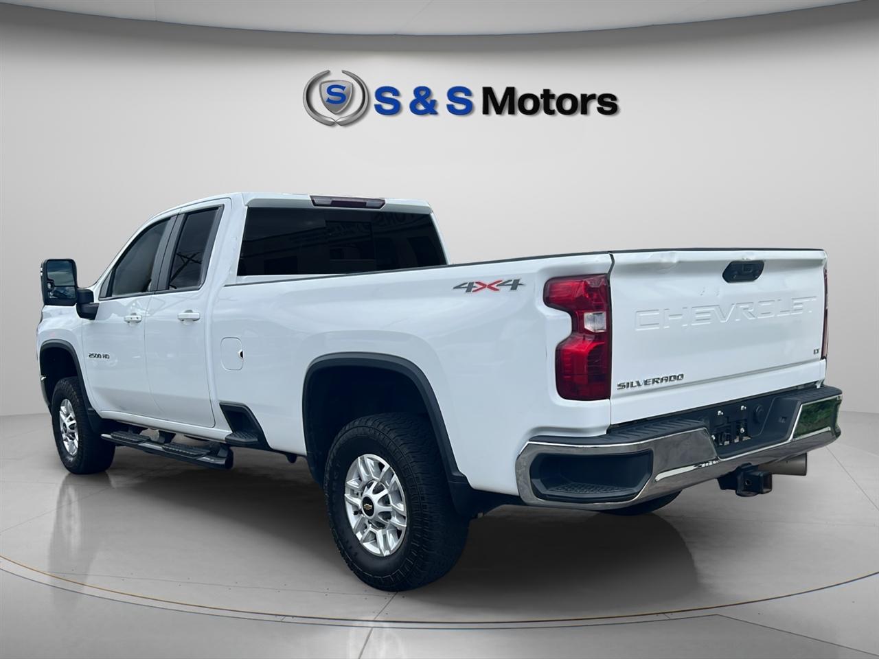 Chevrolet Silverado 2500HD 4WD Double Cab 162" LT 2022
