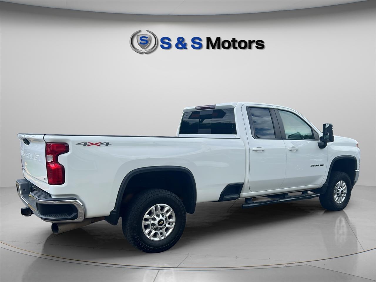 Chevrolet Silverado 2500HD 4WD Double Cab 162" LT 2022