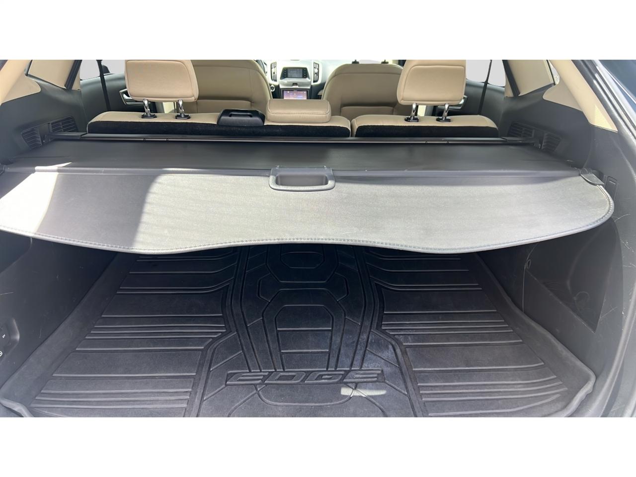 Ford Edge 4dr SEL FWD 2016