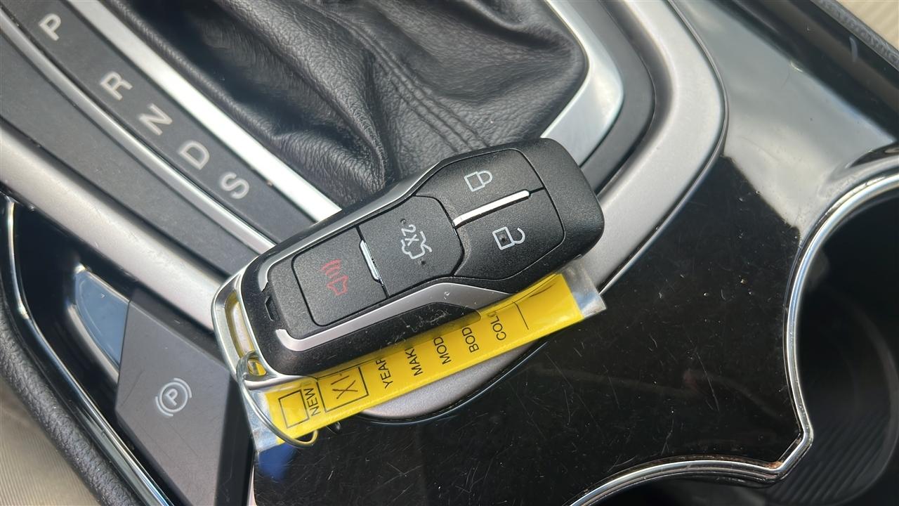 Ford Edge 4dr SEL FWD 2016