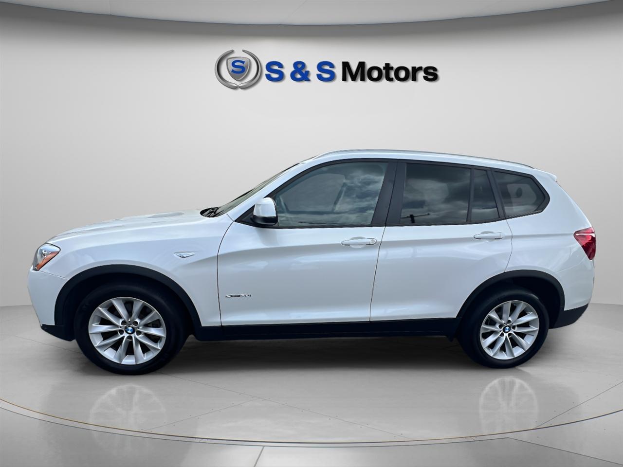 BMW X3 sDrive28i Sports Activity Vehicle 2017