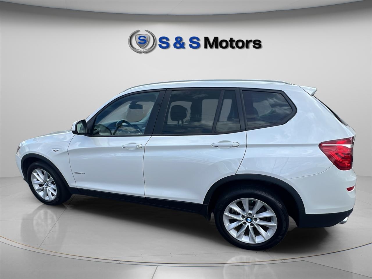 BMW X3 sDrive28i Sports Activity Vehicle 2017