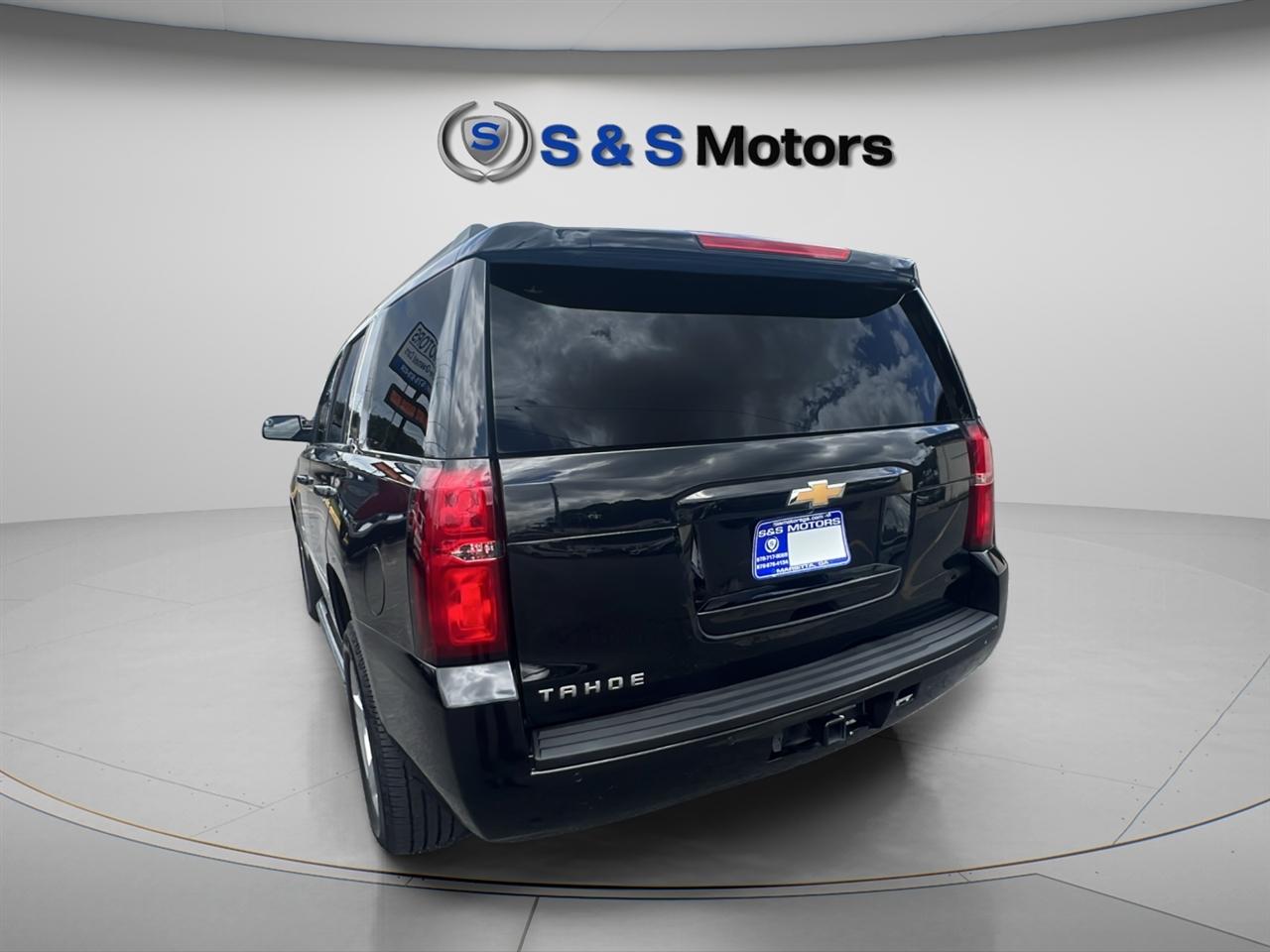 Chevrolet Tahoe 2WD 4dr LT 2019