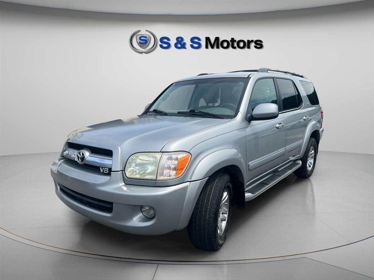 Toyota Sequoia 4dr SR5 (Natl) 2005