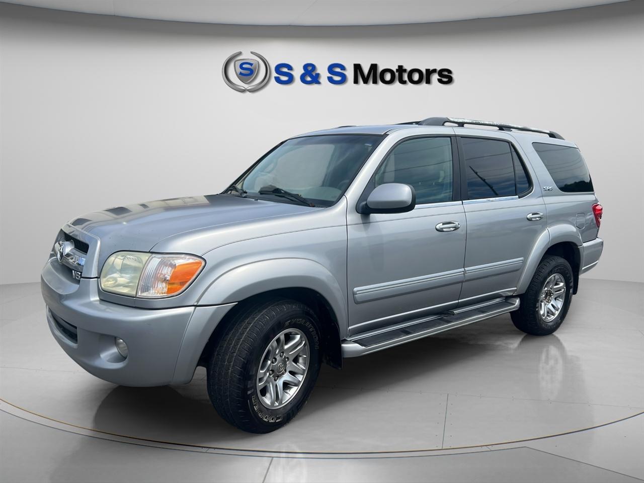 Toyota Sequoia 4dr SR5 (Natl) 2005
