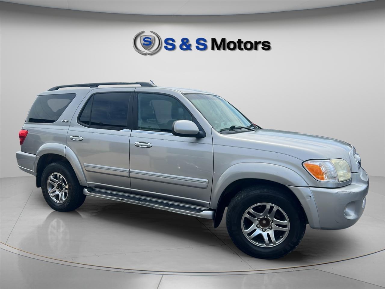Toyota Sequoia 4dr SR5 (Natl) 2005