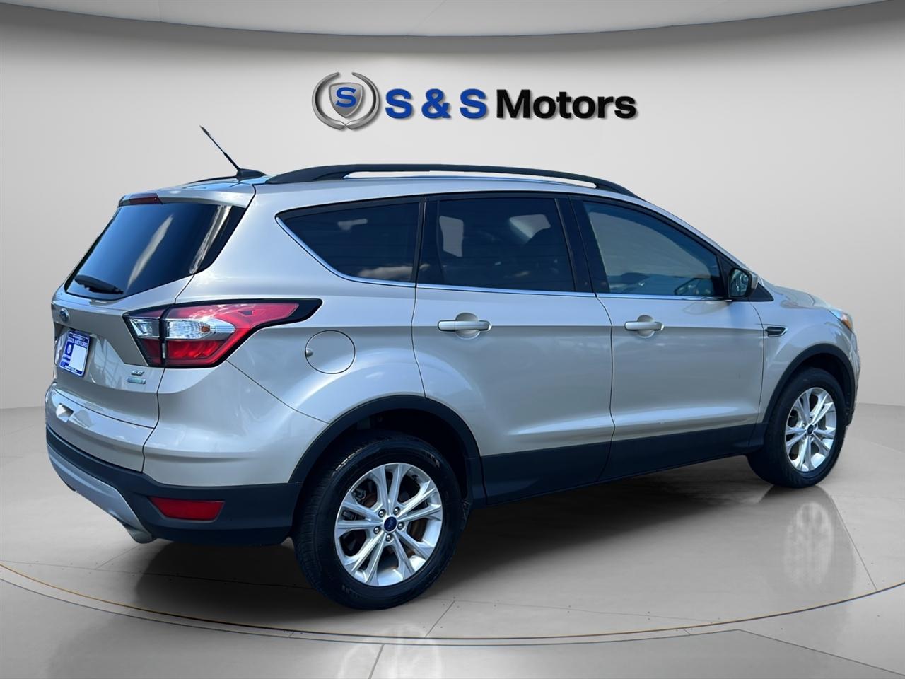 Ford Escape SE FWD 2018