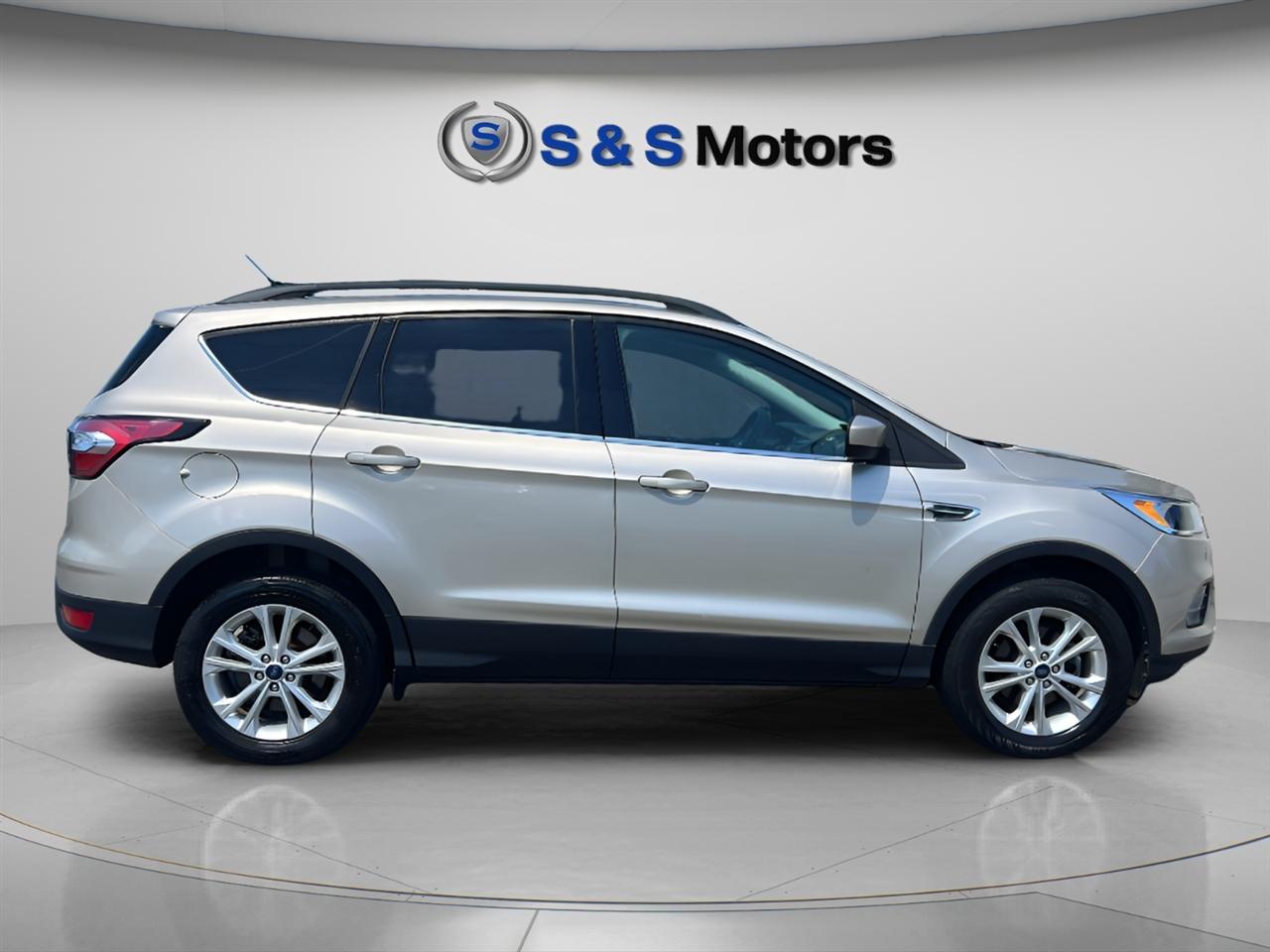 Ford Escape SE FWD 2018