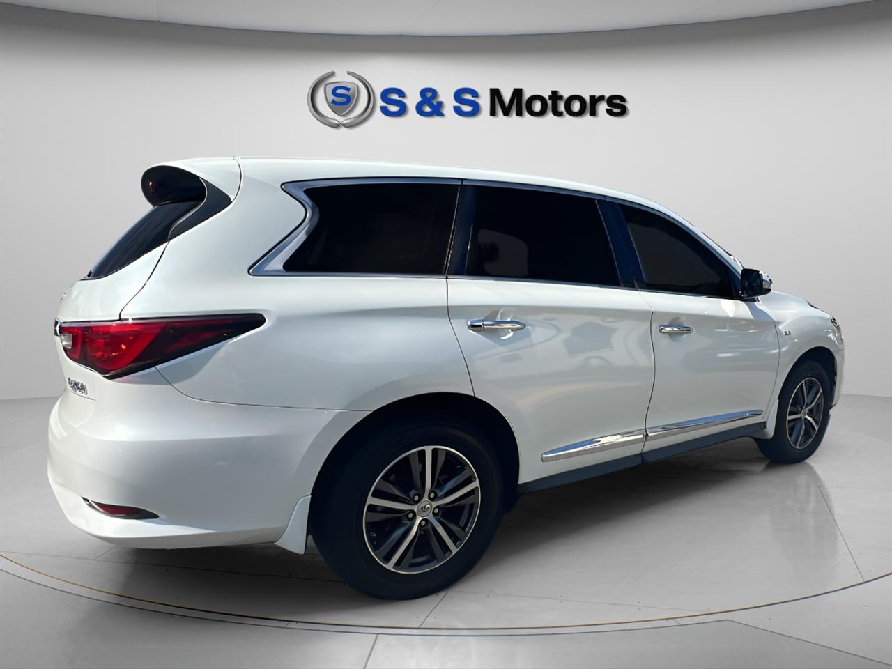 Infiniti QX60 FWD 2017