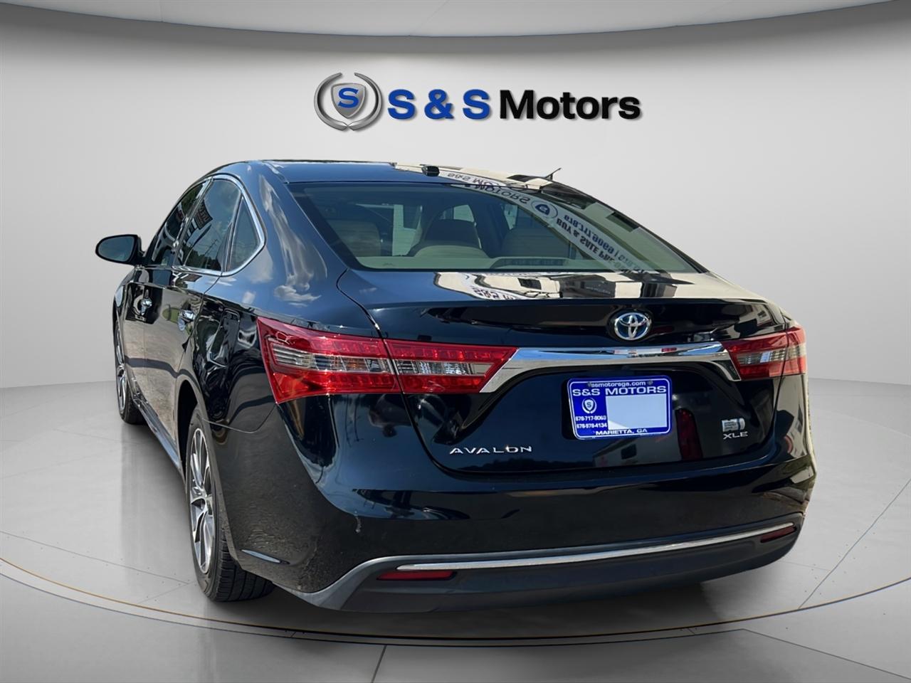 Toyota Avalon Hybrid 4dr Sdn XLE Premium (Natl) 2016