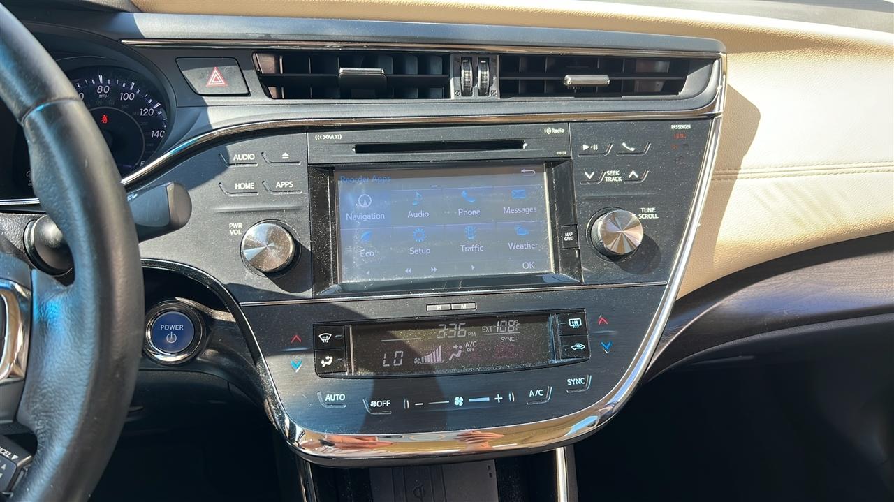 Toyota Avalon Hybrid 4dr Sdn XLE Premium (Natl) 2016