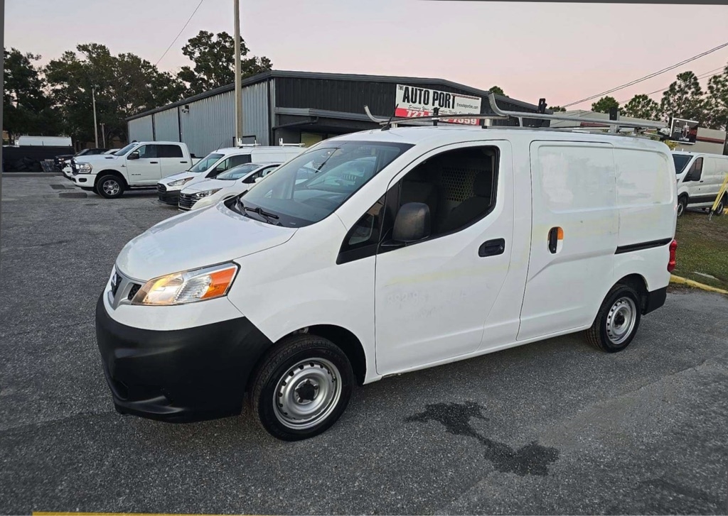 2014 Nissan NV200 S