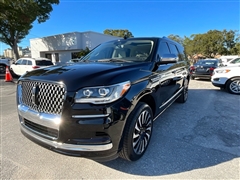 2022 Lincoln Navigator 