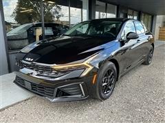 2026 Kia K5 