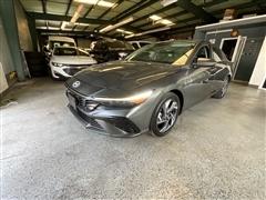 2025 Hyundai Elantra 