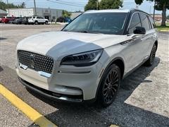 2022 Lincoln Aviator 
