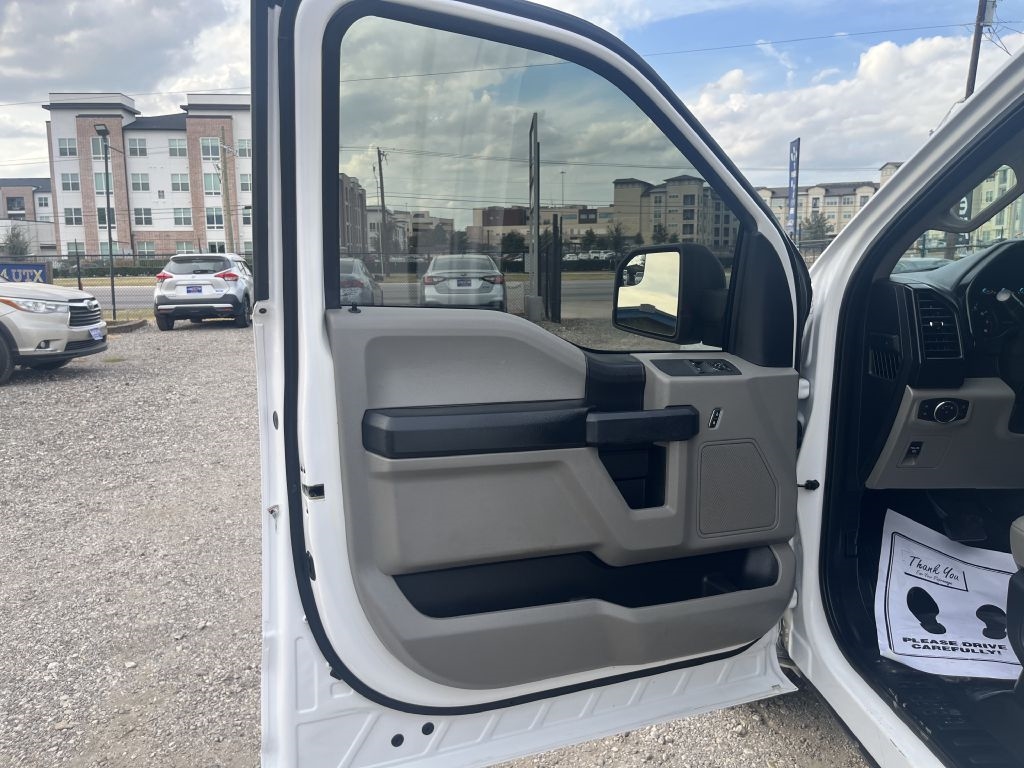 Ford F-150 XL 8-ft. Bed 2WD 2019 Ford F-150 XL 8-ft. Bed 2WD 2019