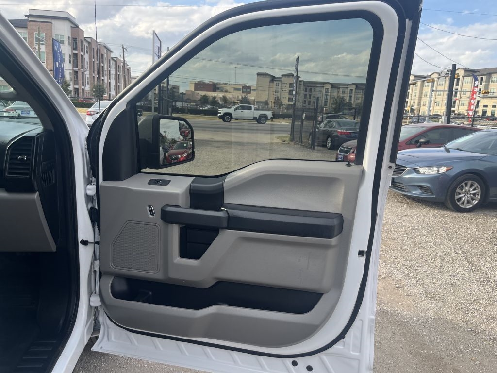 Ford F-150 XL 8-ft. Bed 2WD 2019 Ford F-150 XL 8-ft. Bed 2WD 2019