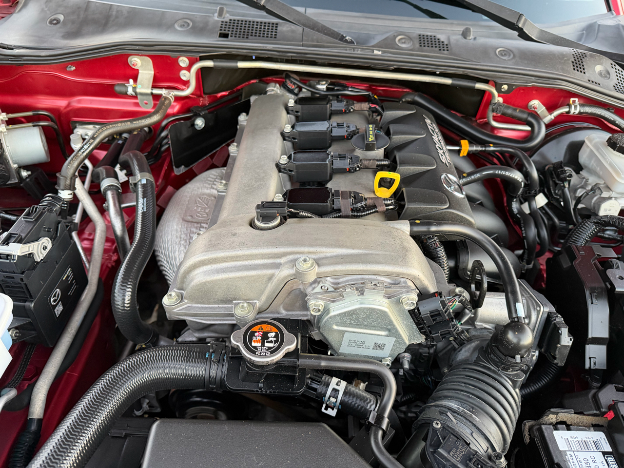 Mazda MX-5 Miata RF Grand Touring 6AT 2017