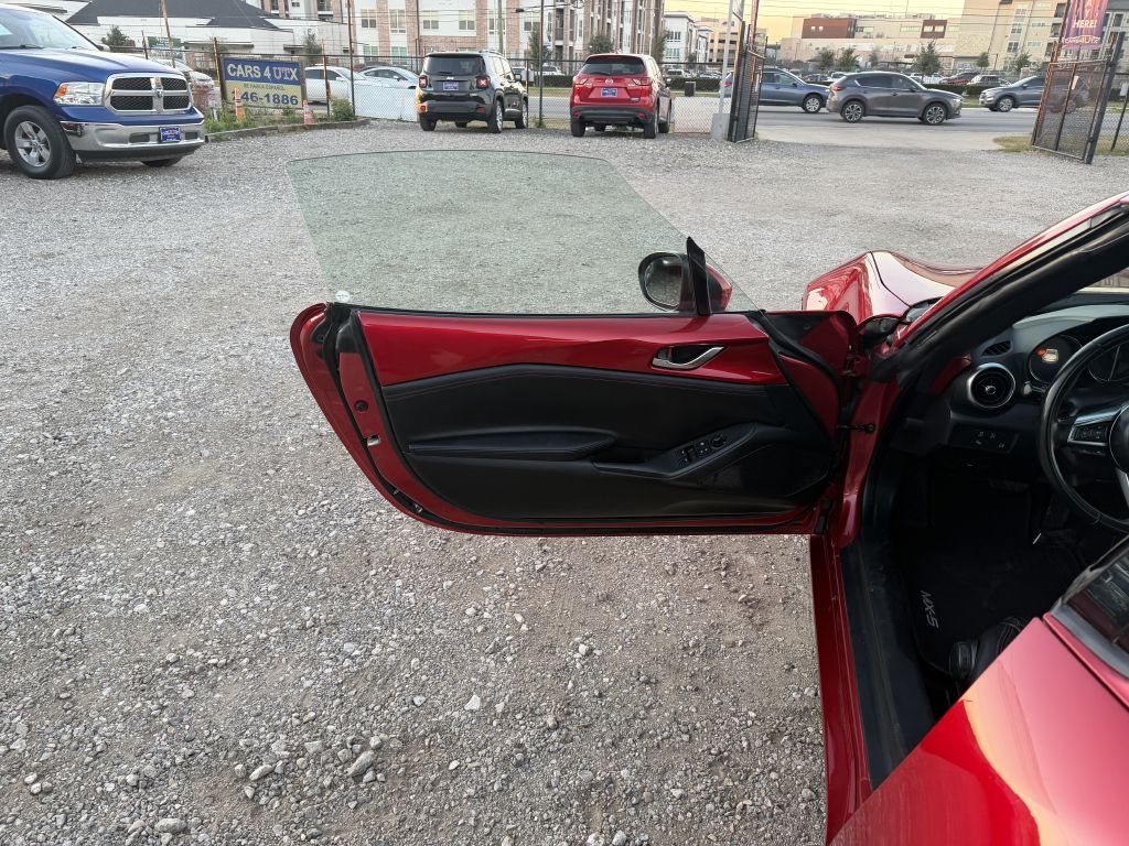 Mazda MX-5 Miata RF Grand Touring 6AT 2017