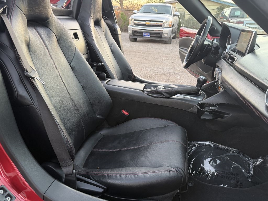 Mazda MX-5 Miata RF Grand Touring 6AT 2017