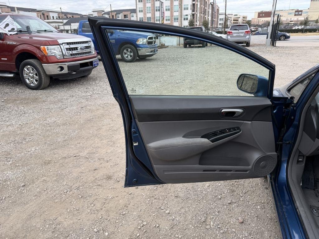 Honda Civic 4dr Sdn LX Auto 2009