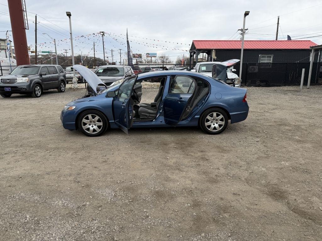 Honda Civic 4dr Sdn LX Auto 2009