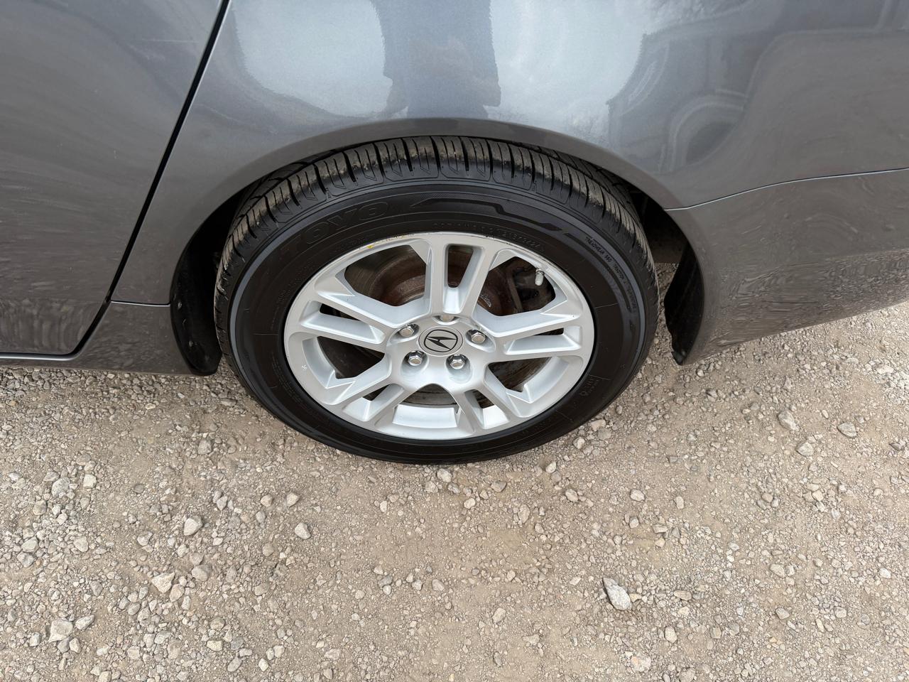 Acura TL 4dr Sdn AT 2010