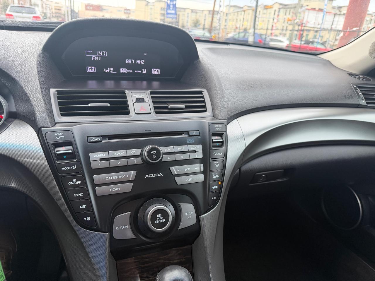 Acura TL 4dr Sdn AT 2010