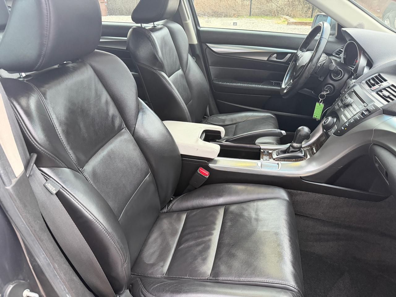 Acura TL 4dr Sdn AT 2010