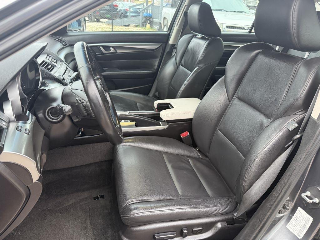 Acura TL 4dr Sdn AT 2010