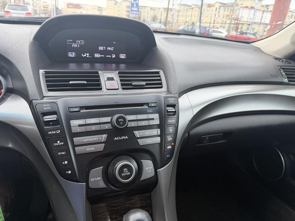 Acura TL 4dr Sdn AT 2010