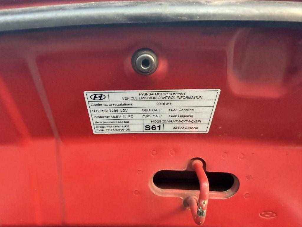 Hyundai Elantra SE 6AT 2015