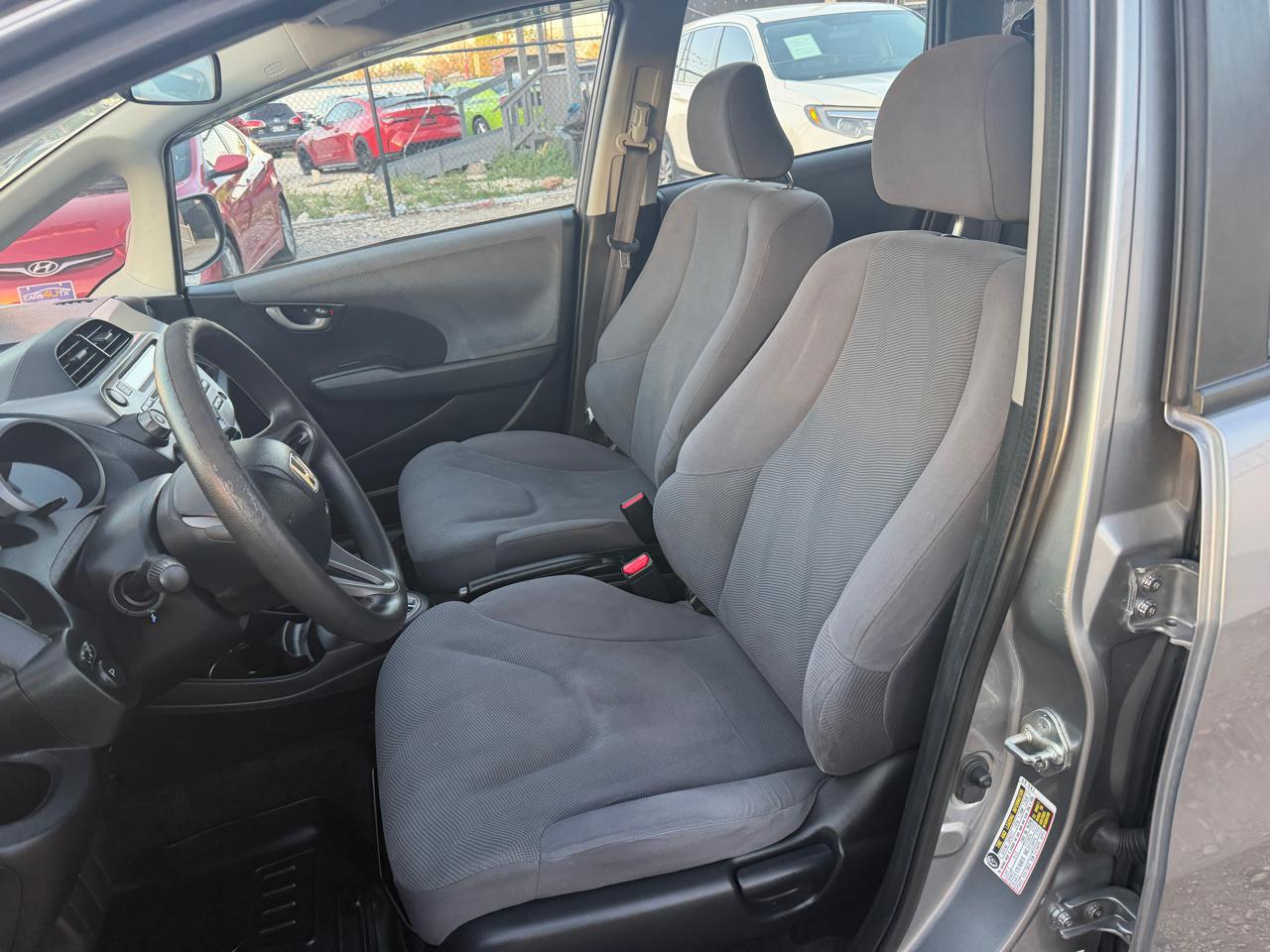 Honda Fit 5-Speed AT 2010