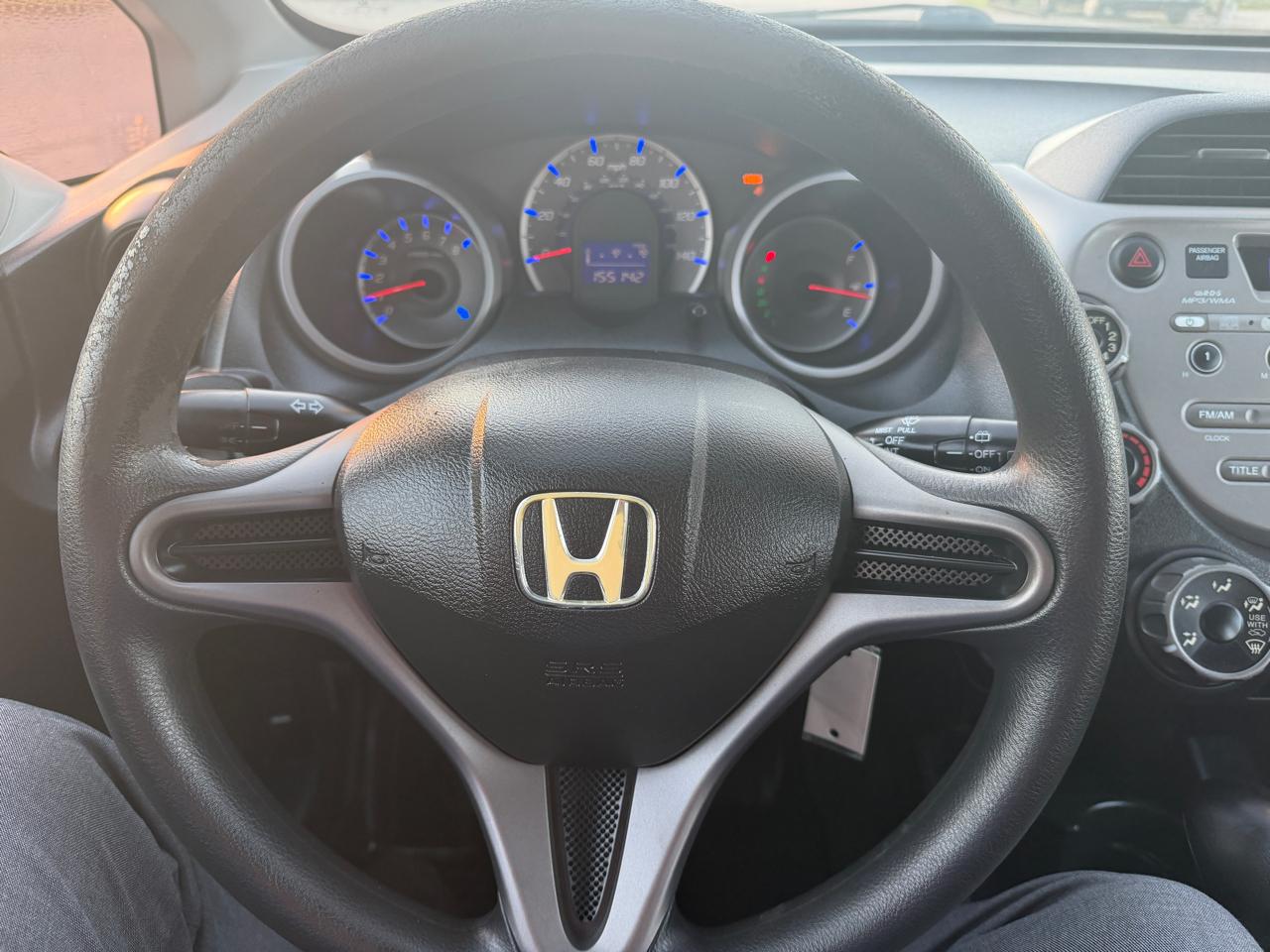Honda Fit 5-Speed AT 2010