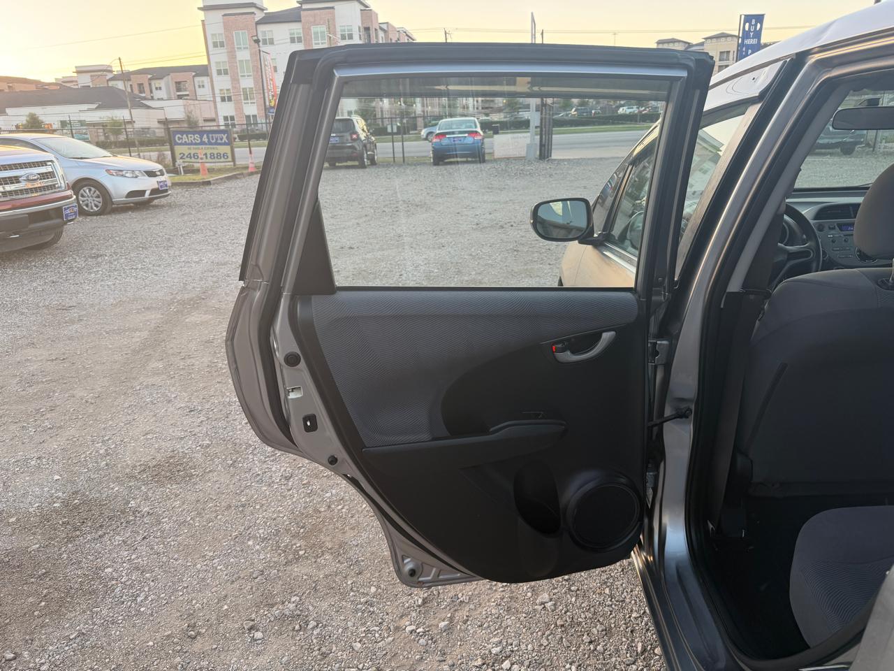 Honda Fit 5-Speed AT 2010