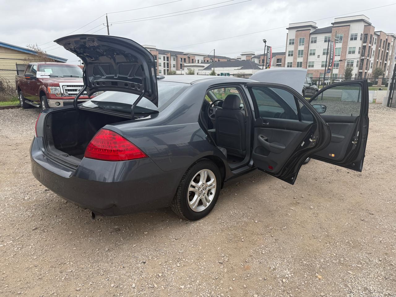 Honda Accord EX Sedan AT w/ Leather and XM Radio 2006
