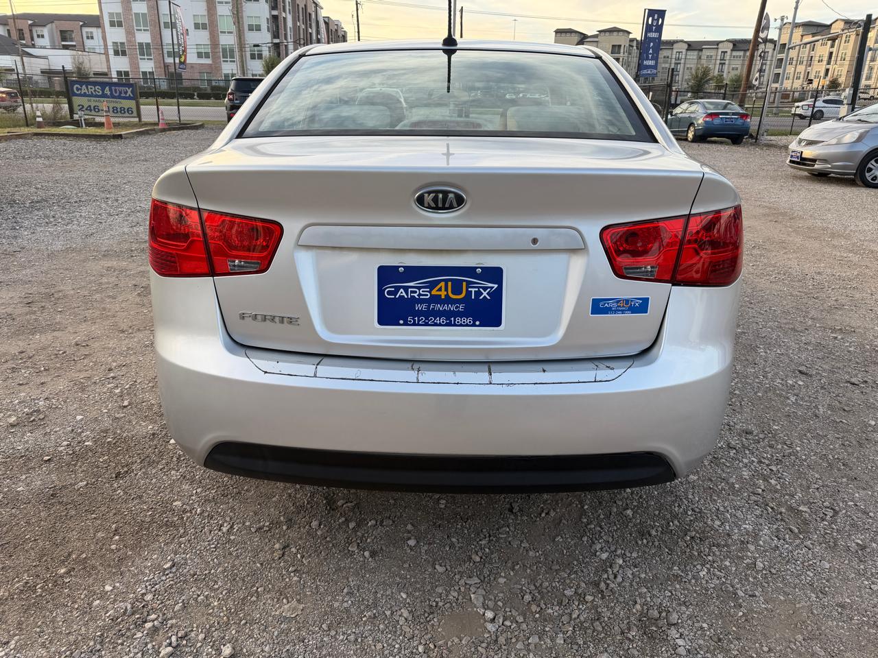 Kia Forte LX 2012