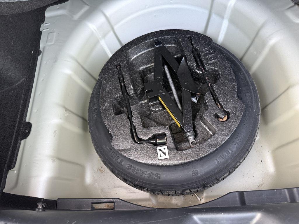 Kia Forte LX 2012