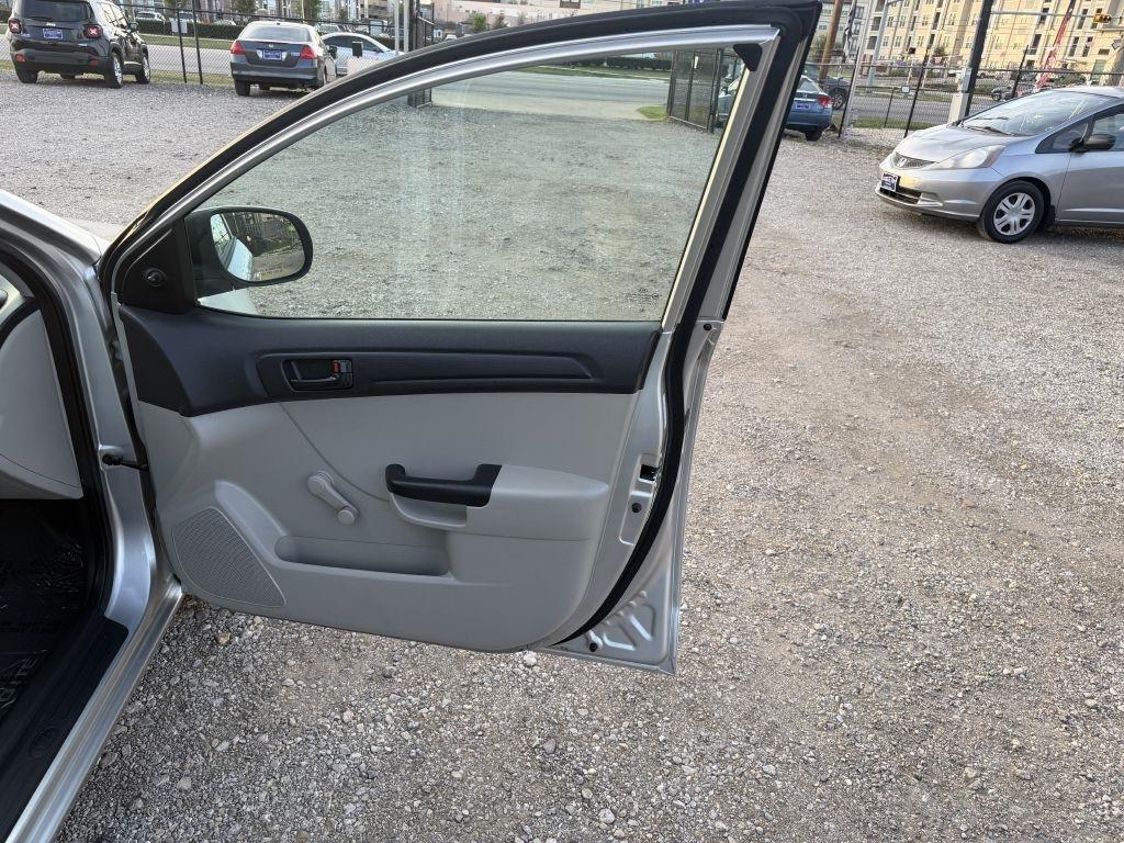 Kia Forte LX 2012