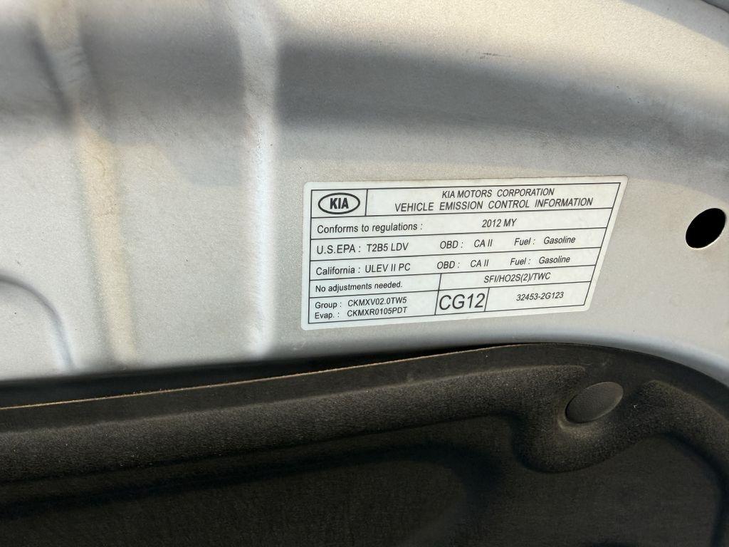 Kia Forte LX 2012