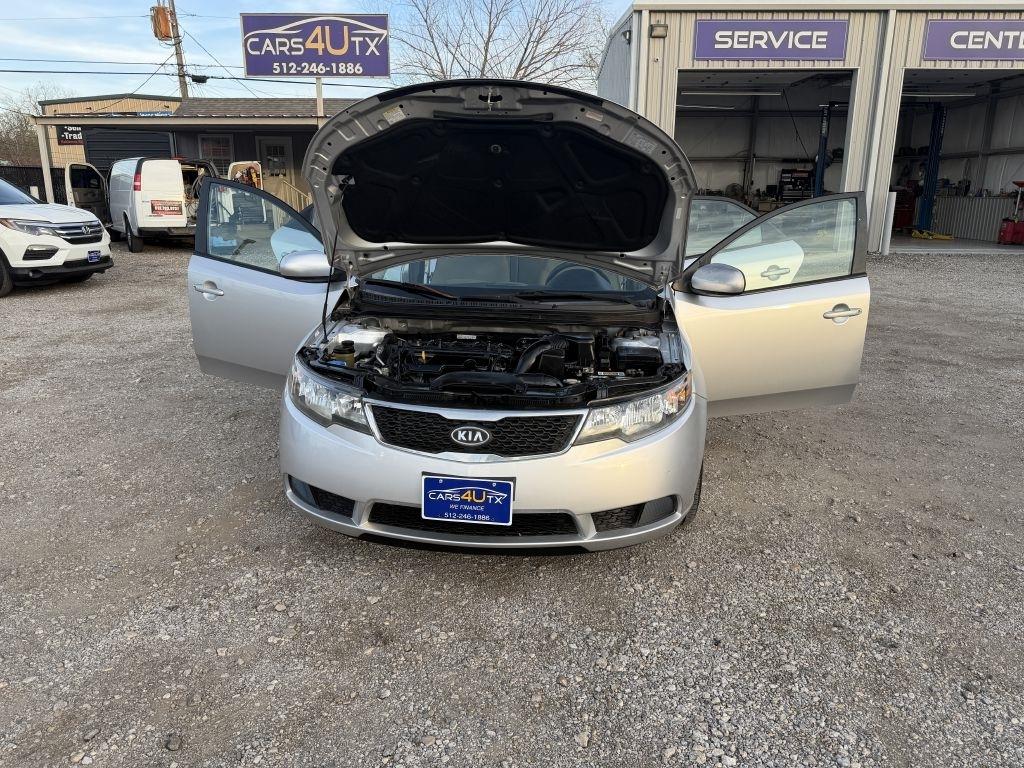 Kia Forte LX 2012