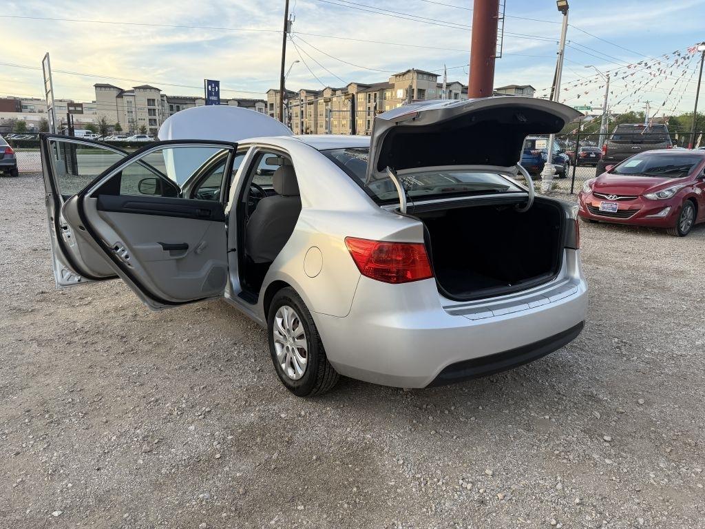 Kia Forte LX 2012